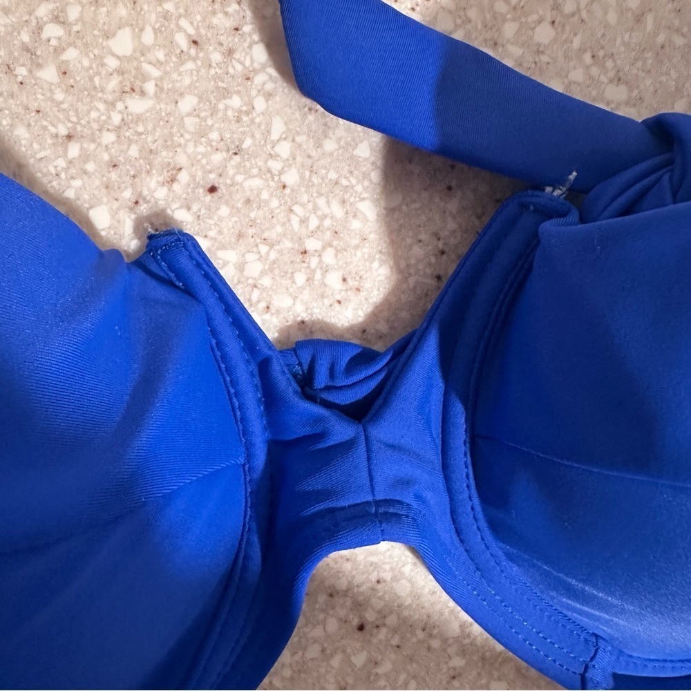 H2OH Swim Bikini “Posh” Top Electric Blue, Padded, Tie Back Adj. Straps XL - Picture 4 of 15